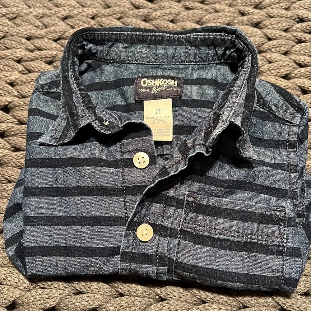 Osh Kosh BGosh Boys Toddler Long Sleeve Button Down 2T